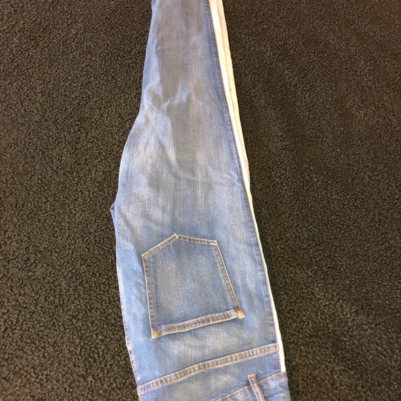 Lakenzie Stretch Denim Jeans. - Picture 4 of 6